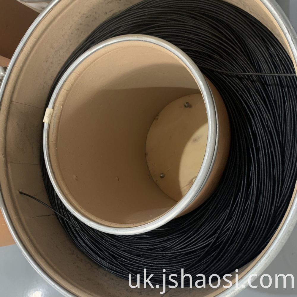 Silicone-braided wire black